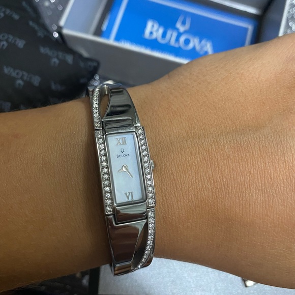 Bulova watch - Picture 6 of 6